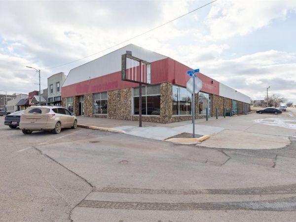 423 N 7th Street, Perry, OK 73077