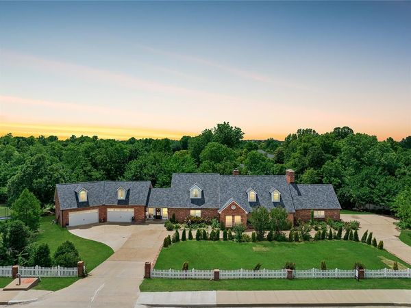 14701 N Western Avenue, Edmond, OK 73013