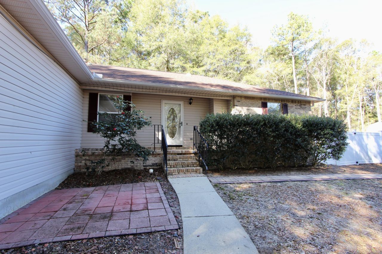 5846 E Dog Wood Drive, Crestview, FL 32539 Main Photo