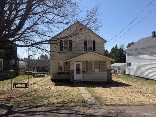 421 Kennedy Street, Ironwood, MI 49938