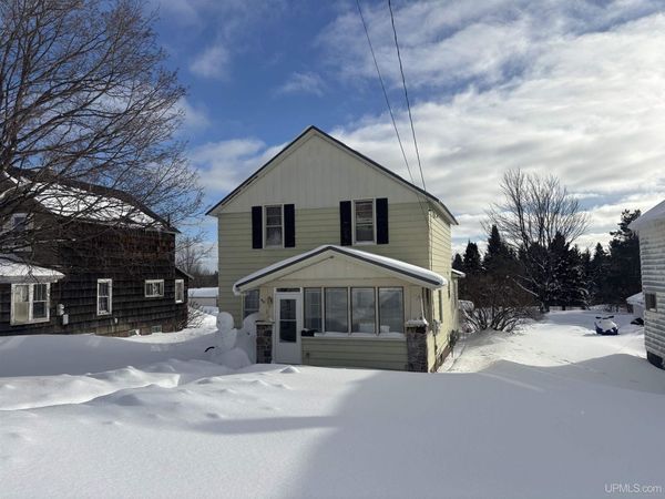 421 Kennedy Street, Ironwood, MI 49938