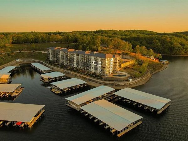 183 Upper Monarch Cove Drive, Unit 4B, Lake Ozark, MO 65049