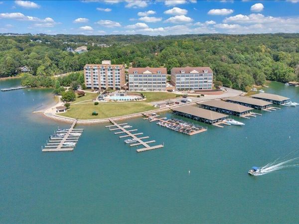 1245 GRAVES HARBOR TRL, Unit 217, Huddleston, VA 24104