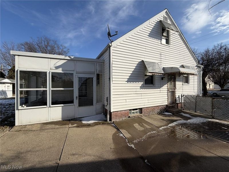20751 Wilmore Avenue, Euclid, OH 44123 Photo 2