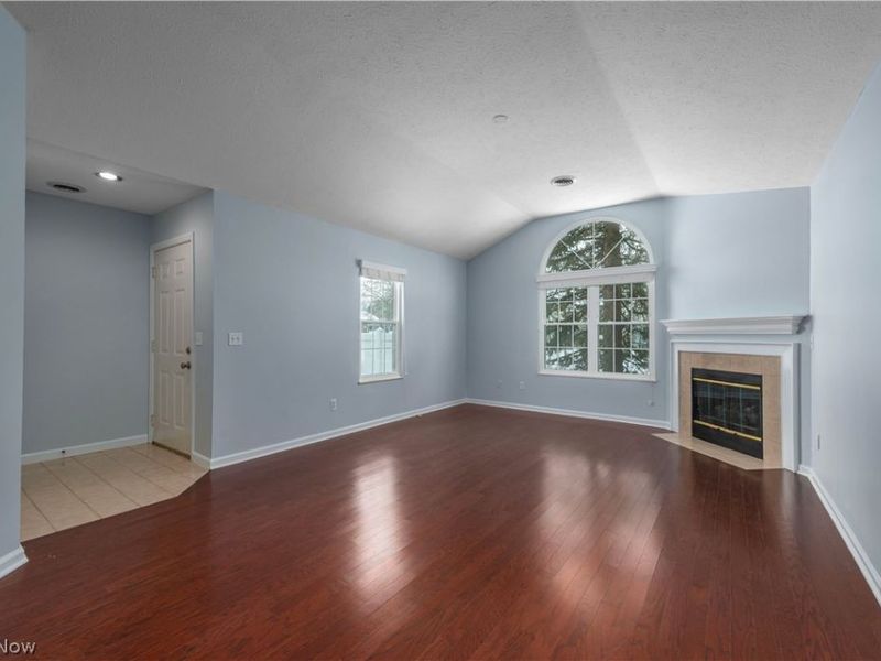 8208 Cyrus Lane, Northfield, OH 44067 Photo 13