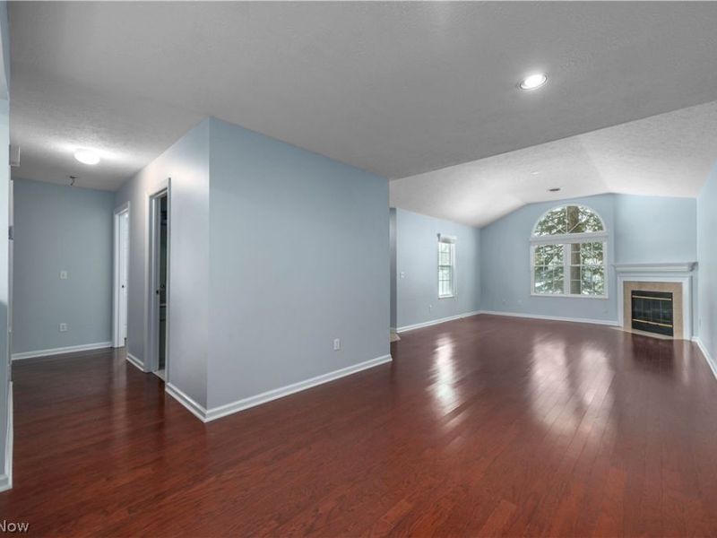 8208 Cyrus Lane, Northfield, OH 44067 Photo 14