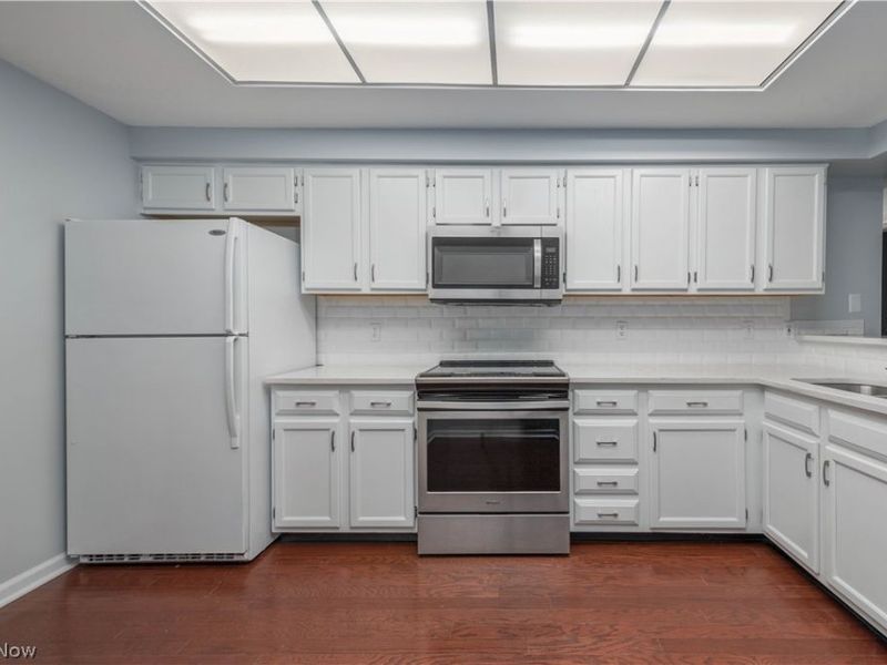 8208 Cyrus Lane, Northfield, OH 44067 Photo 21