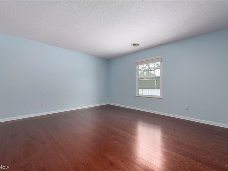 8208 Cyrus Lane, Northfield, OH 44067 Photo 34