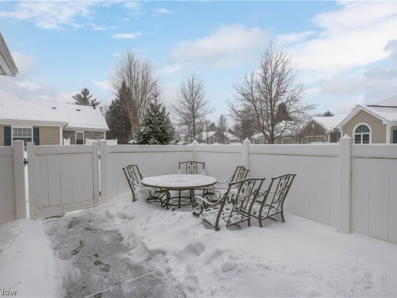 8208 Cyrus Lane, Northfield, OH 44067 Photo 8