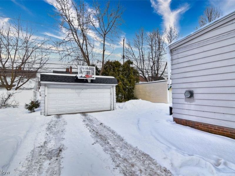 4473 Silsby Road, Cleveland, OH 44118 Photo 30