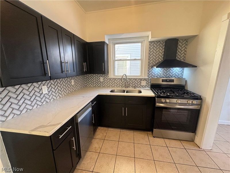 3493 W 118th Street, Cleveland, OH 44111 Photo 6