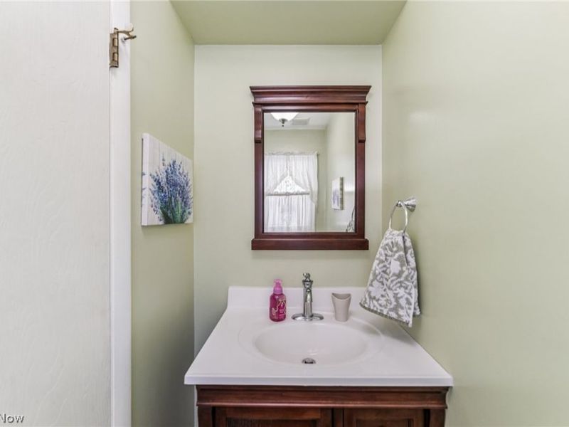 1837 Oakmount Road, South Euclid, OH 44121 Photo 9