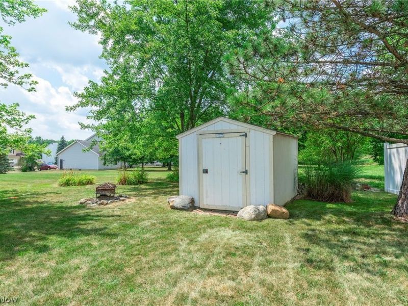 7278 Honey Shade Court, Chippewa Lake, OH 44215 Photo 32