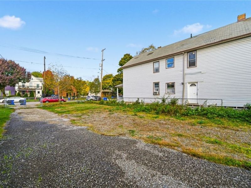 2137 W 11th Street, Cleveland, OH 44113 Photo 8
