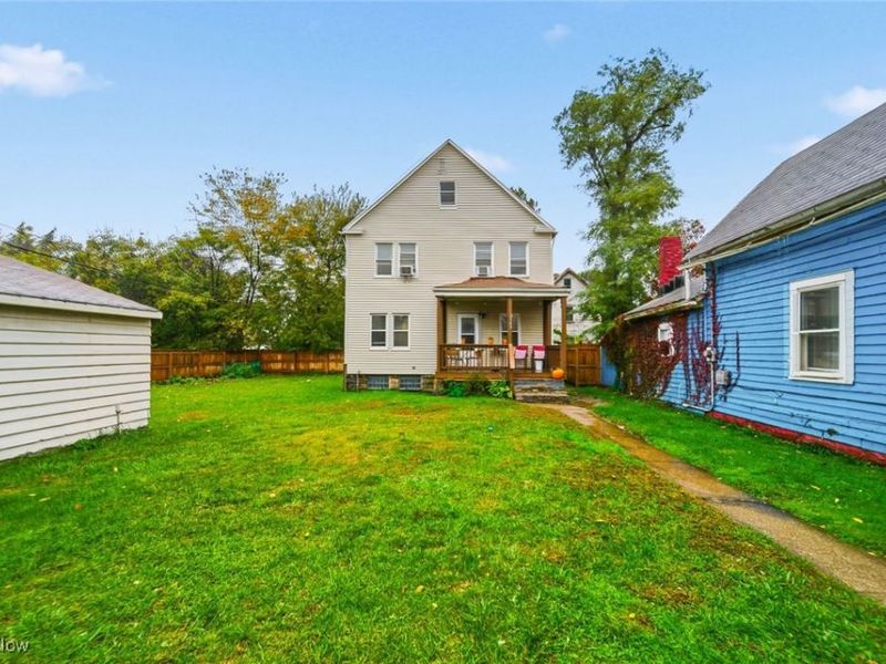 2147 W 11th Street, Cleveland, OH 44113 Photo 2
