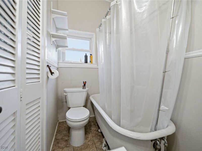 2147 W 11th Street, Cleveland, OH 44113 Photo 45