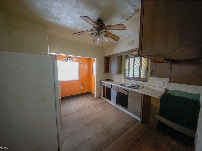 1347 Hampton Road, East Cleveland, OH 44112 Photo 6