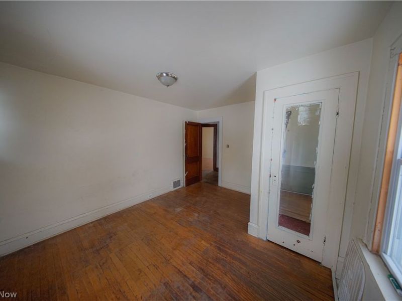 1347 Hampton Road, East Cleveland, OH 44112 Photo 8