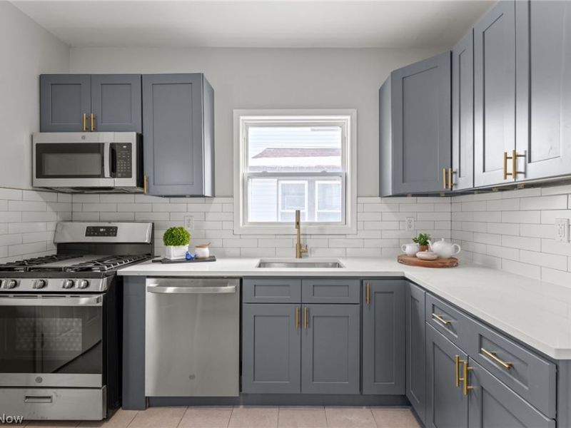 4122 Spokane Avenue, Cleveland, OH 44109 Photo 16