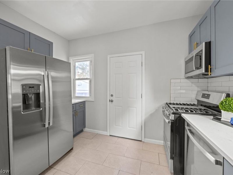 4122 Spokane Avenue, Cleveland, OH 44109 Photo 19