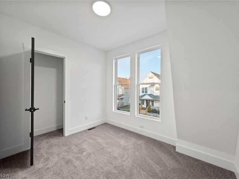 1422 W 77th Street, Cleveland, OH 44102 Photo 28