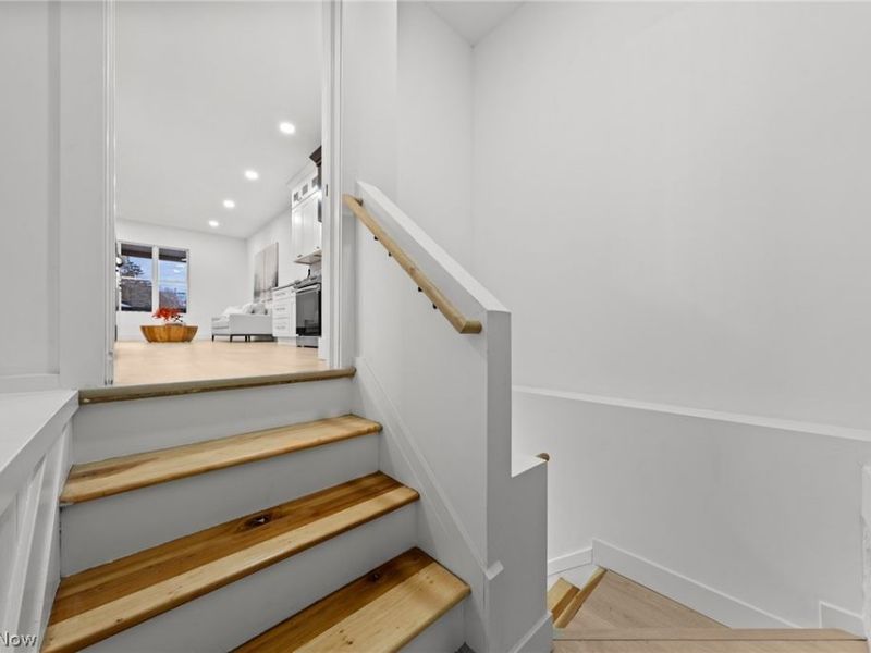 1422 W 77th Street, Cleveland, OH 44102 Photo 34