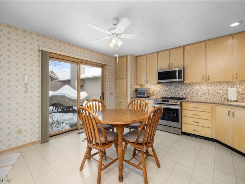 12567 Olympus Court, Strongsville, OH 44149 Photo 11