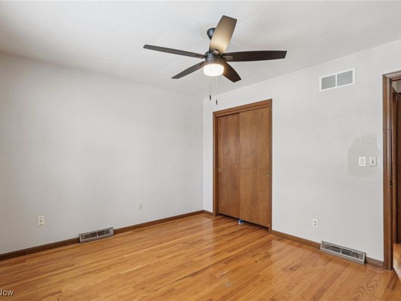 628 Matawan Drive, Campbell, OH 44405 Photo 22