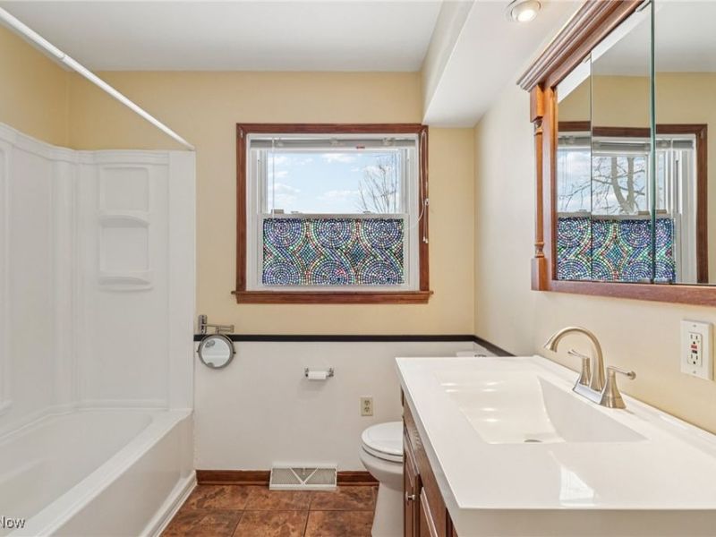 628 Matawan Drive, Campbell, OH 44405 Photo 25