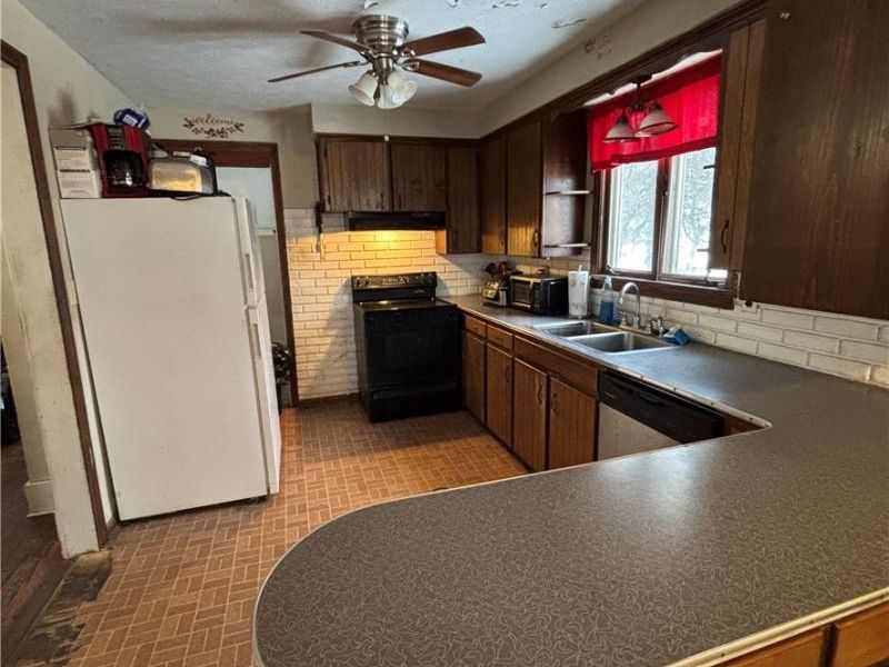 774 Tenney Avenue, Amherst, OH 44001 Photo 9