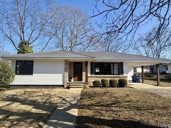 604 4th Street NE, Arab, AL 35016