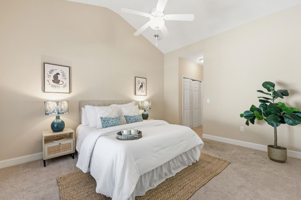 371 Dante Circle Photo 13