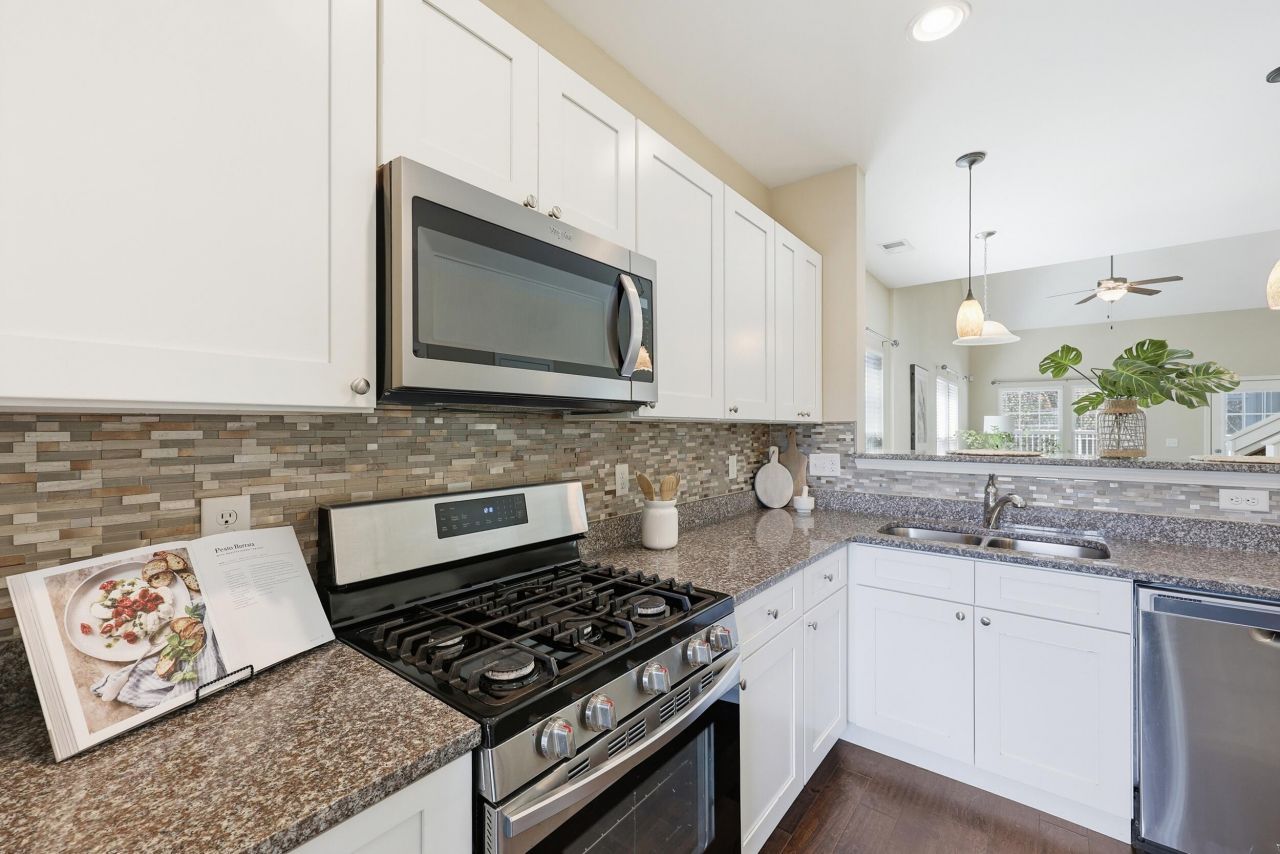 371 Dante Circle Photo 6