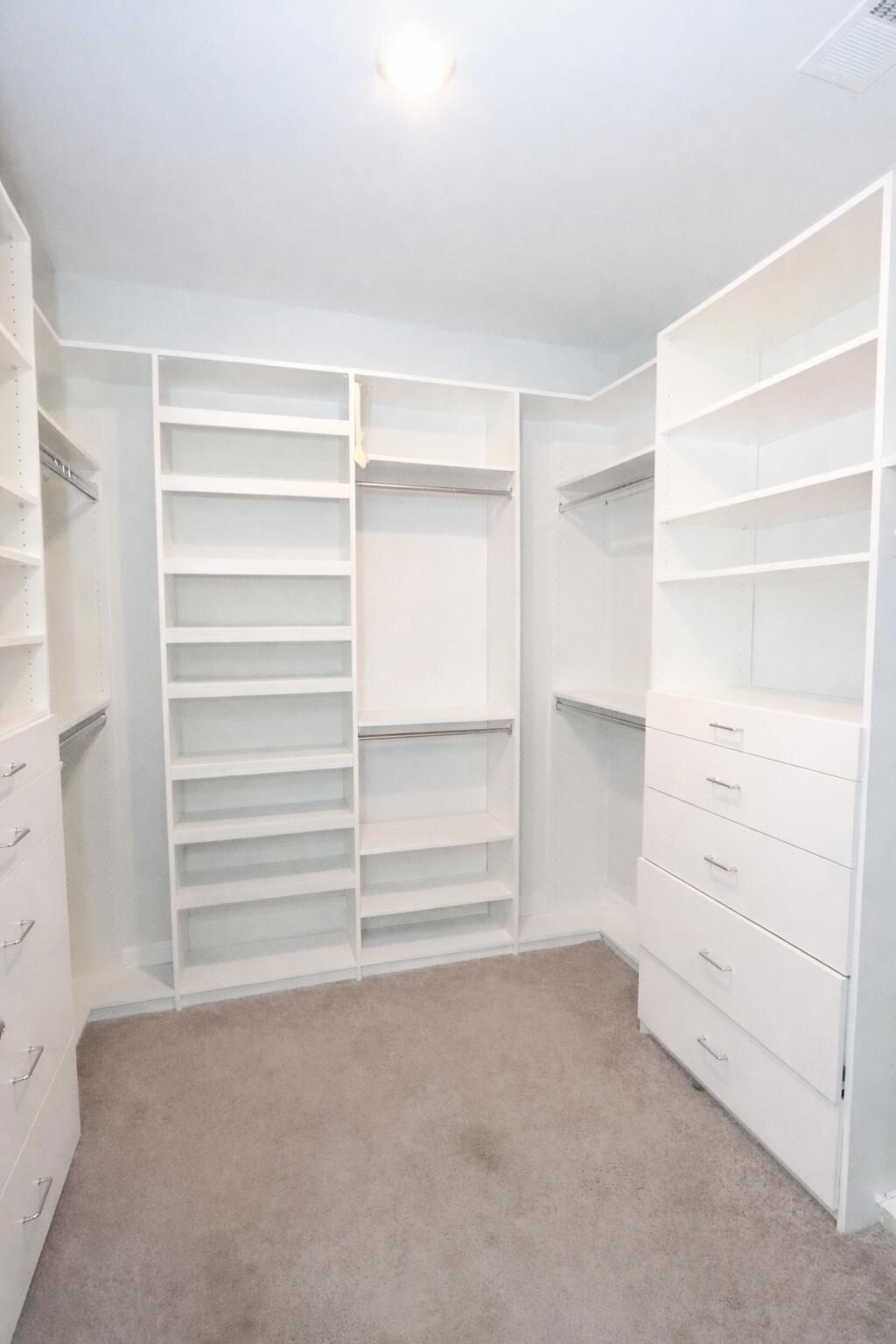 226 Rhodes Court Photo 18