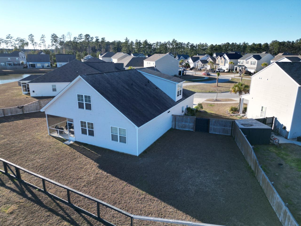 226 Rhodes Court Photo 29