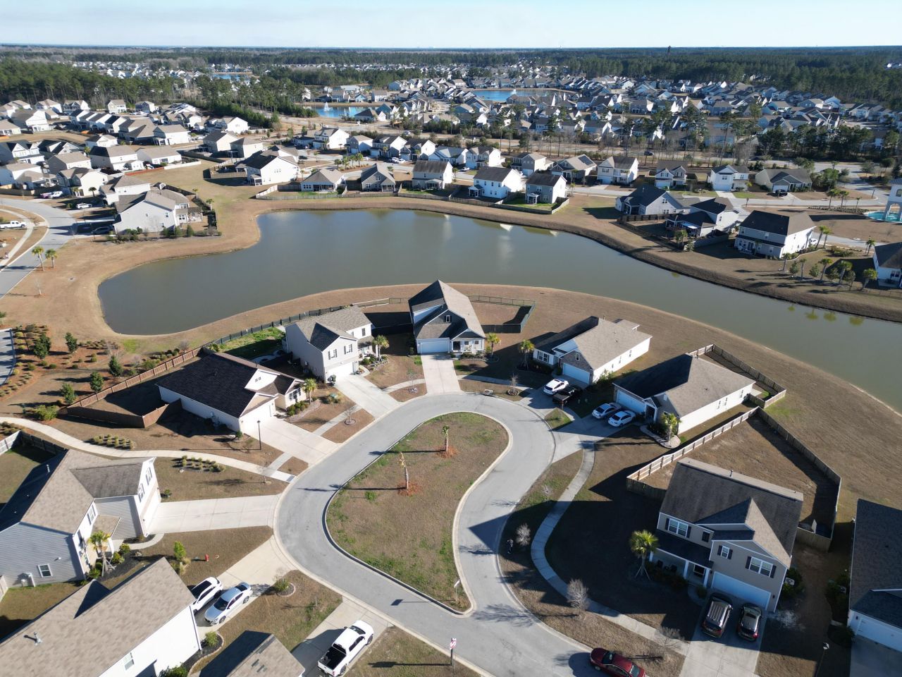 226 Rhodes Court Photo 4