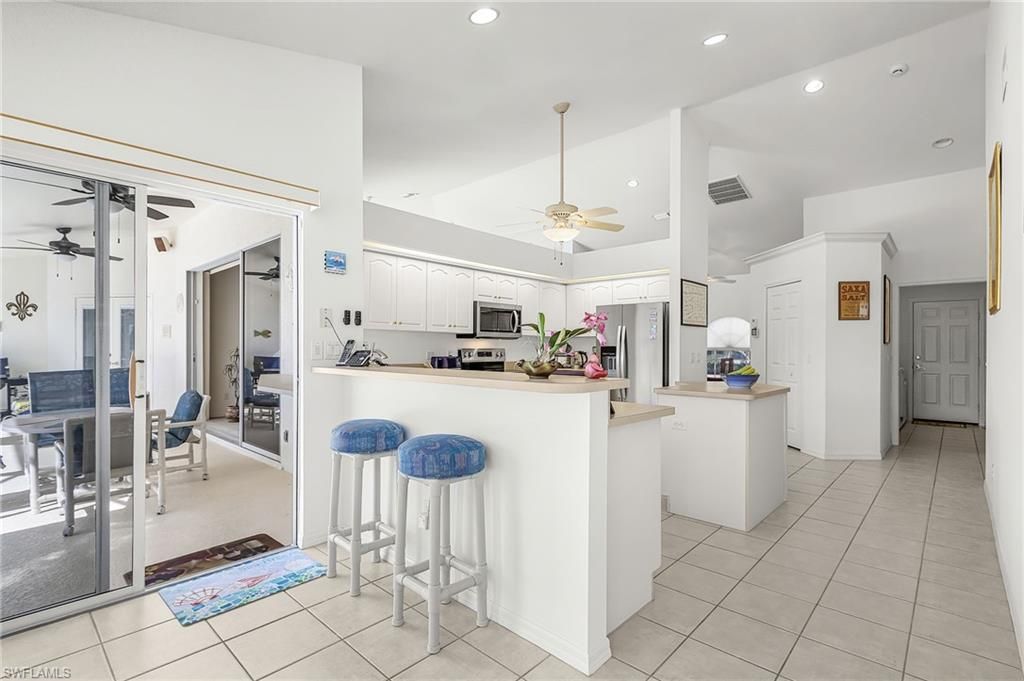 228 SE 31st Ter, Cape Coral, FL 33904 Photo