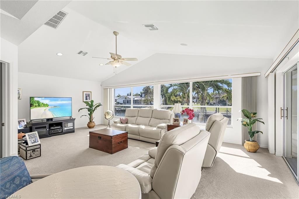 228 SE 31st Ter, Cape Coral, FL 33904 Photo