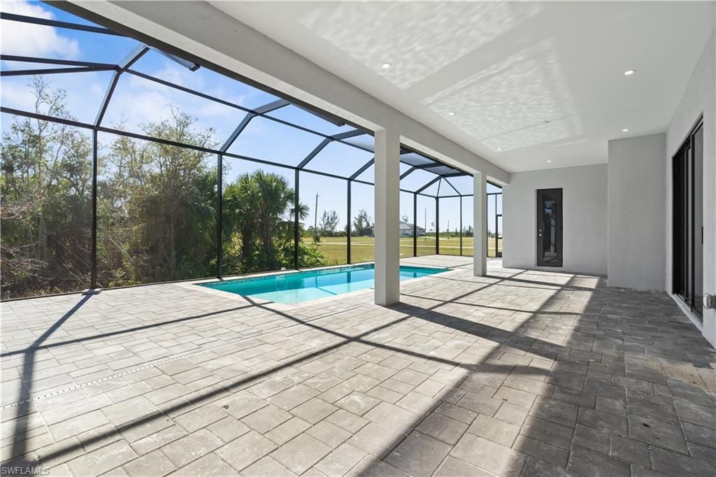 4020 NW 20th St, Cape Coral, FL 33993 Photo