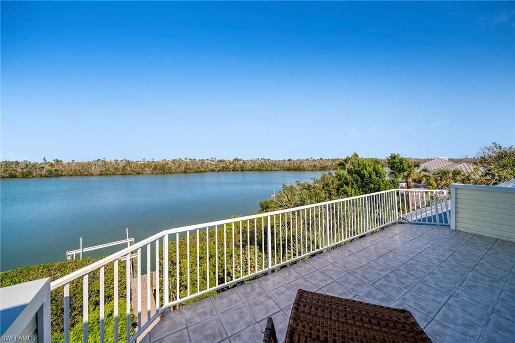 5810 Pine Tree Dr, Sanibel, FL 33957 Photo