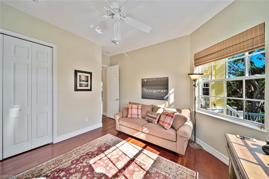 5810 Pine Tree Dr, Sanibel, FL 33957 Photo