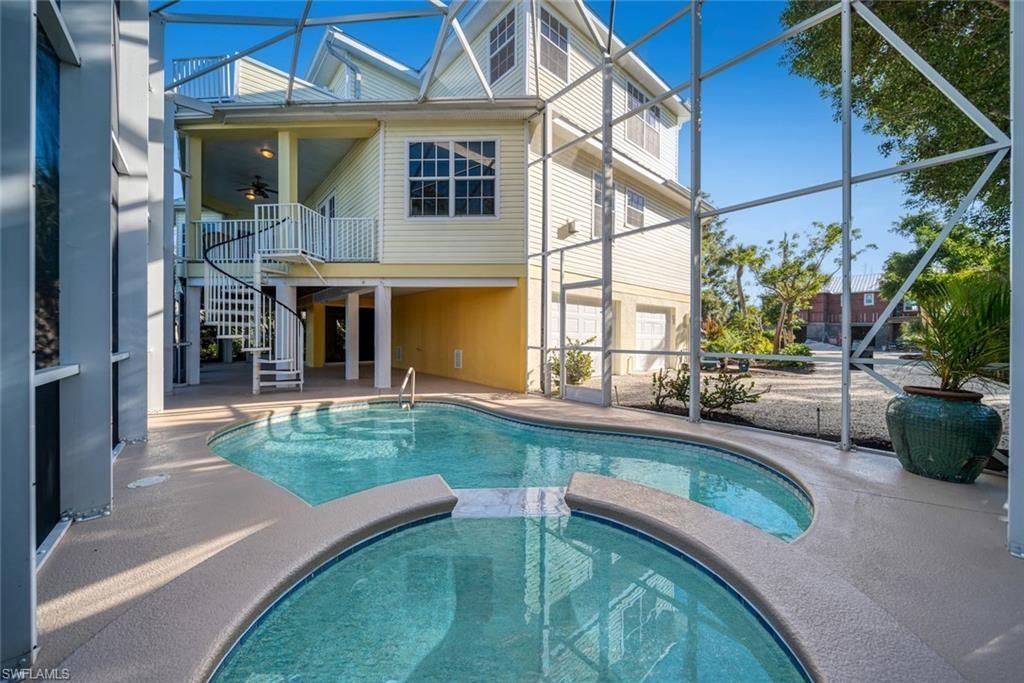 5810 Pine Tree Dr, Sanibel, FL 33957 Photo