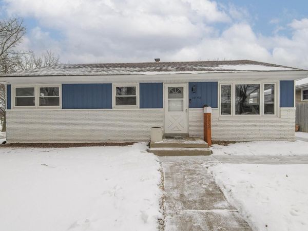 2858 S 93rd STREET, West Allis, WI 53227