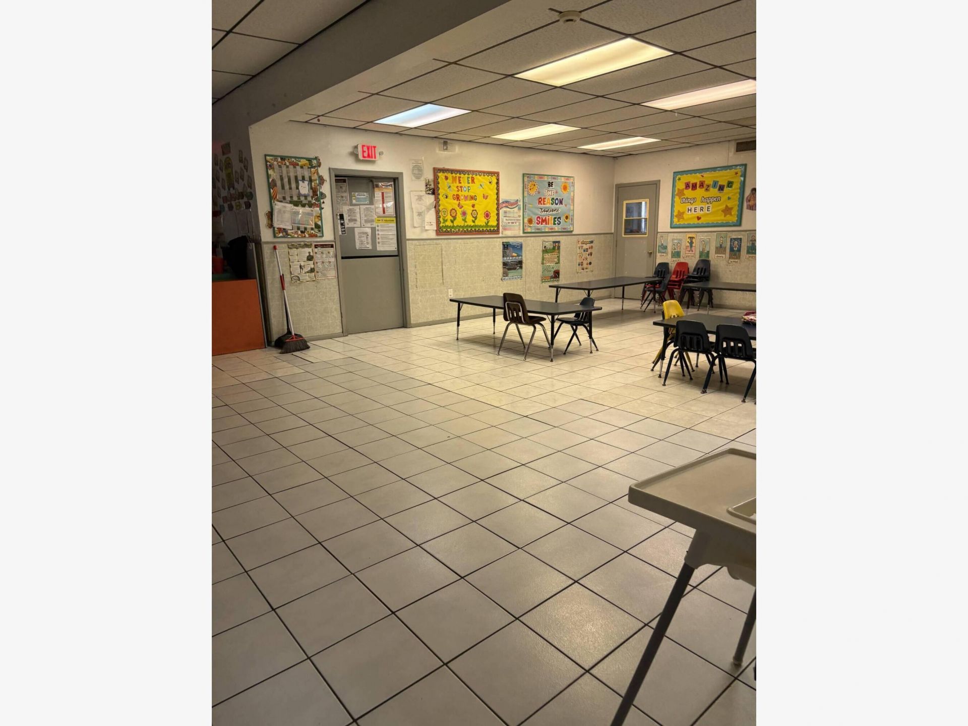 425 NE 154th Street, Miami, FL 33162 Photo