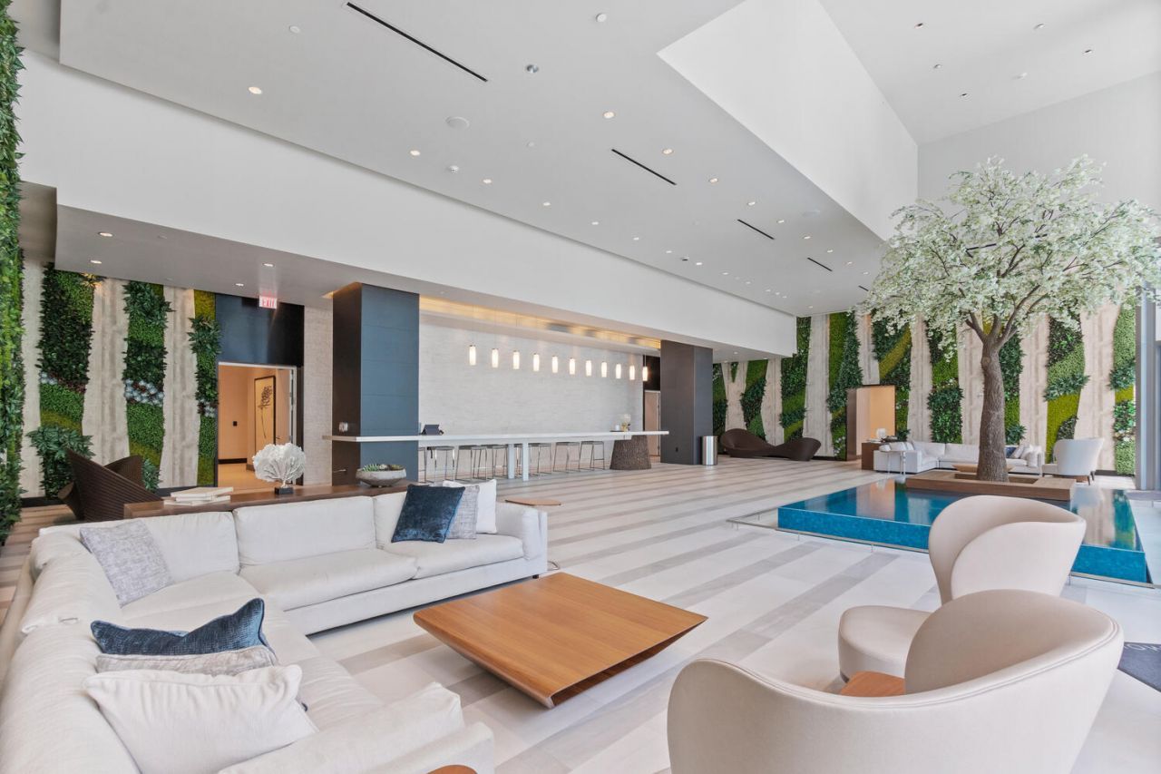 851 NE 1st Avenue, Unit 3512, Miami, FL 33132 Photo