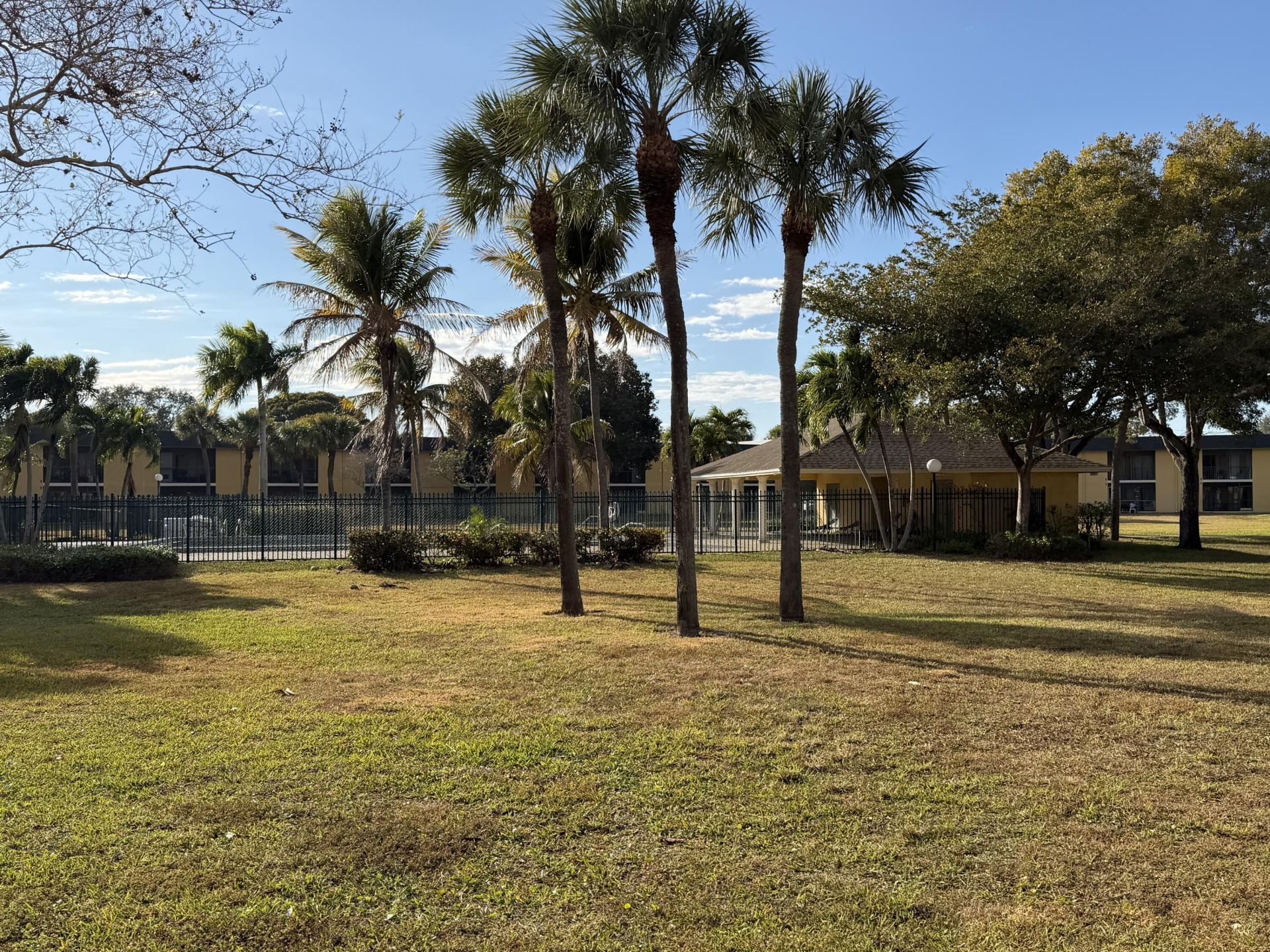 410 Meadows Circle, Unit 410, Boynton Beach, FL 33436 Photo