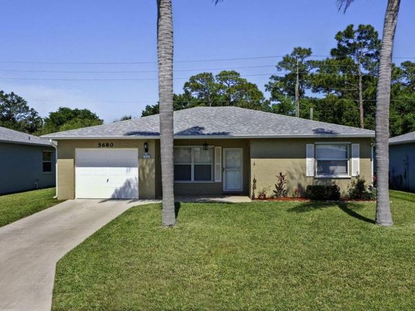 5680 Travelers Way, Fort Pierce, FL 34982