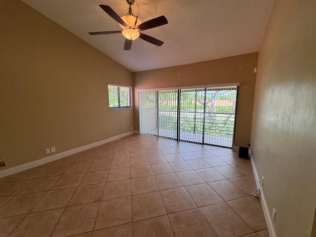4 Via De Casas Sur, Unit 203, Boynton Beach, FL 33426 Photo