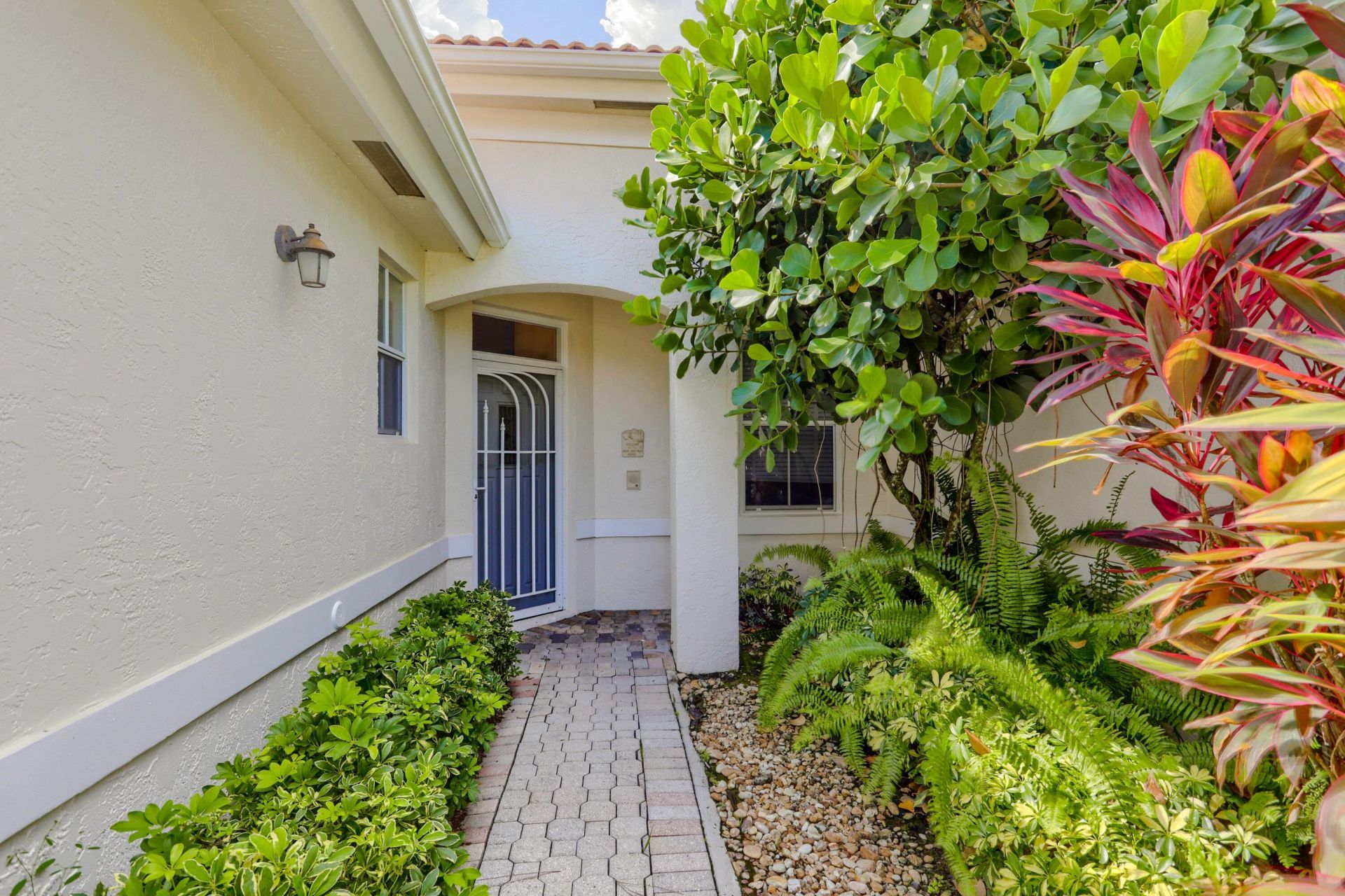 8193 Sandpiper Way, West Palm Beach, FL 33412 Photo