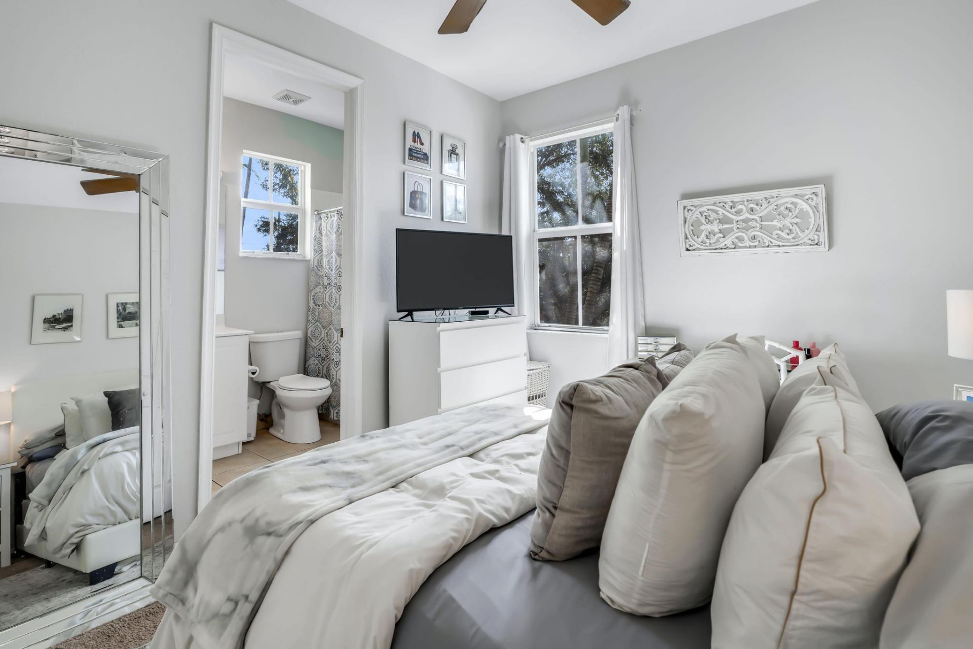 183 Lake Monterey Circle, Boynton Beach, FL 33426 Photo